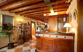 Hotel Antico Moro